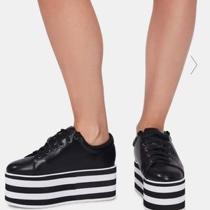 Dolls Kill NYLA platform black and white shoes sneakers BRAND NEW size 8